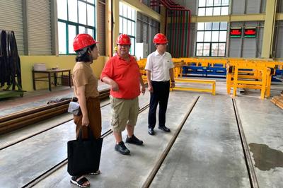 馬院一體化團(tuán)隊(duì)走訪正源智造集團(tuán)參觀“未來(lái)工廠”